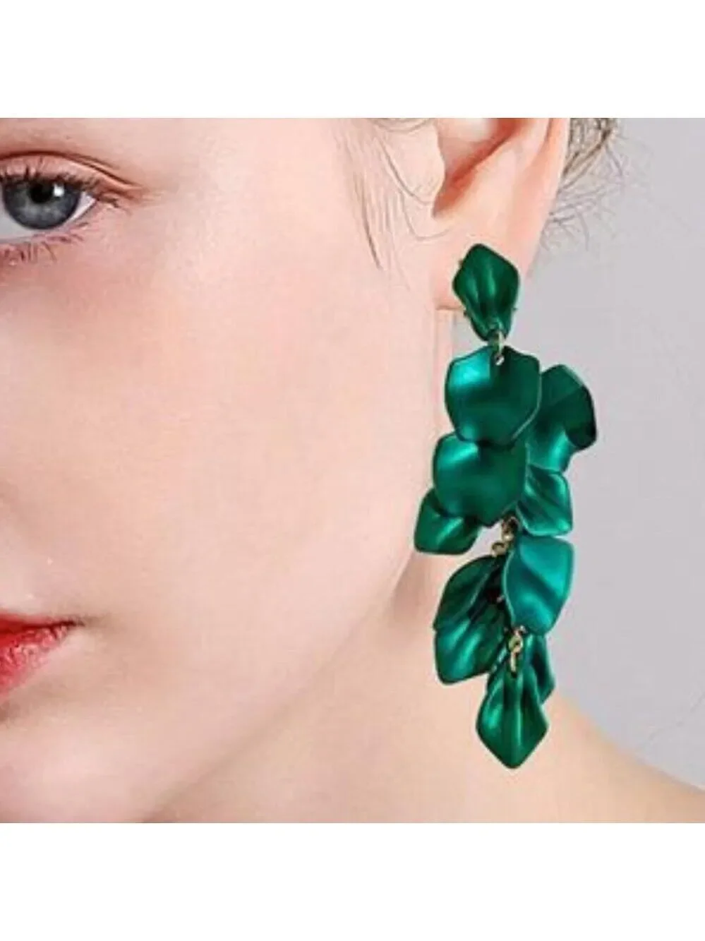 Long Green Acrylic Rose Petal Earrings – Exaggerated Floral Dangle Drop Earrings